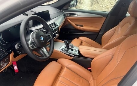 BMW 5 серия, 2017 год, 3 950 000 рублей, 11 фотография