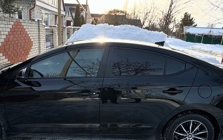 Hyundai Elantra VI рестайлинг, 2019 год, 1 750 000 рублей, 7 фотография