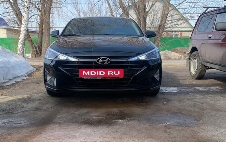 Hyundai Elantra VI рестайлинг, 2019 год, 1 750 000 рублей, 4 фотография