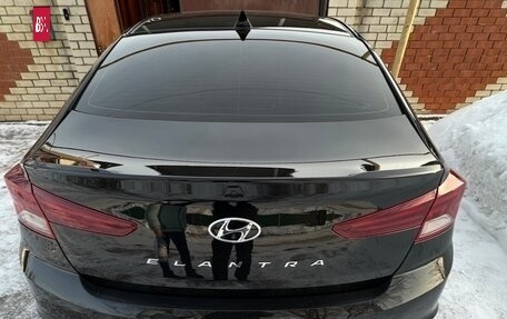 Hyundai Elantra VI рестайлинг, 2019 год, 1 750 000 рублей, 8 фотография