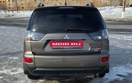 Mitsubishi Outlander III рестайлинг 3, 2011 год, 1 350 000 рублей, 5 фотография