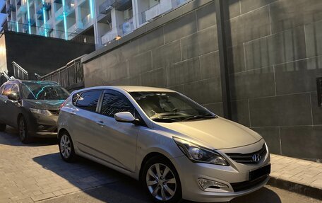 Hyundai Solaris II рестайлинг, 2015 год, 1 200 000 рублей, 4 фотография