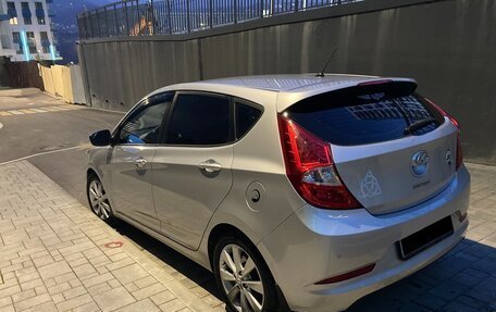 Hyundai Solaris II рестайлинг, 2015 год, 1 200 000 рублей, 5 фотография