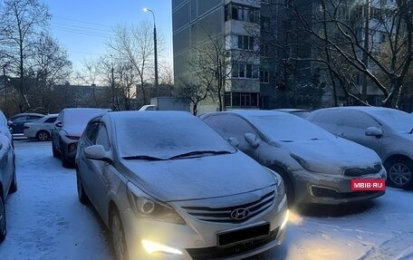 Hyundai Solaris II рестайлинг, 2015 год, 1 200 000 рублей, 9 фотография