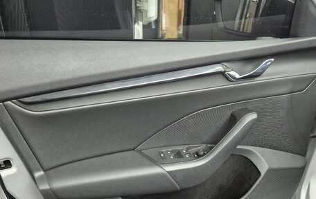 Skoda Octavia IV, 2021 год, 1 610 000 рублей, 29 фотография