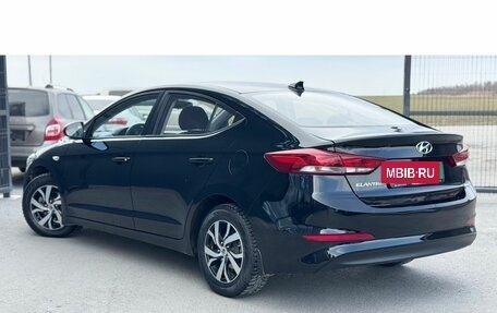 Hyundai Elantra VI рестайлинг, 2018 год, 1 349 000 рублей, 5 фотография