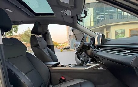 Geely Emgrand, 2022 год, 1 450 000 рублей, 14 фотография