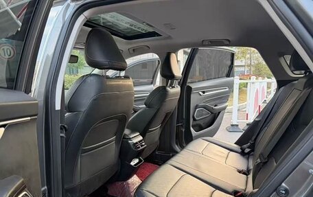 Geely Emgrand, 2022 год, 1 450 000 рублей, 15 фотография