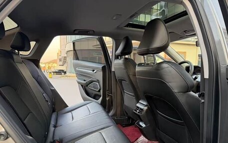 Geely Emgrand, 2022 год, 1 450 000 рублей, 16 фотография