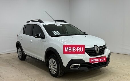 Renault Sandero II рестайлинг, 2018 год, 1 025 000 рублей, 3 фотография