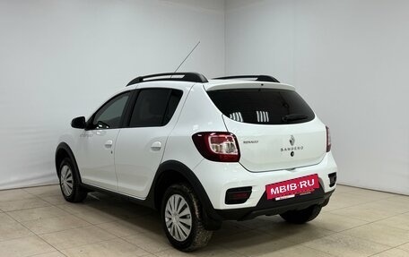 Renault Sandero II рестайлинг, 2018 год, 1 025 000 рублей, 6 фотография