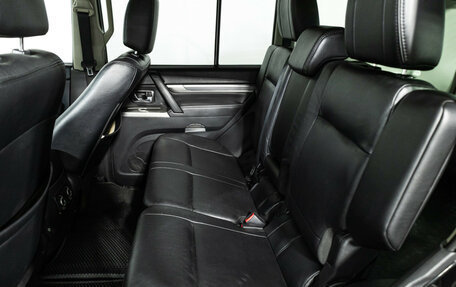 Mitsubishi Pajero IV, 2013 год, 1 699 585 рублей, 10 фотография