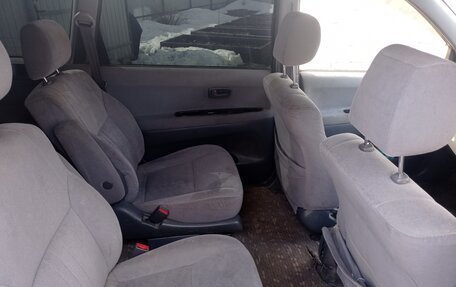 Toyota Gaia, 2000 год, 380 000 рублей, 8 фотография