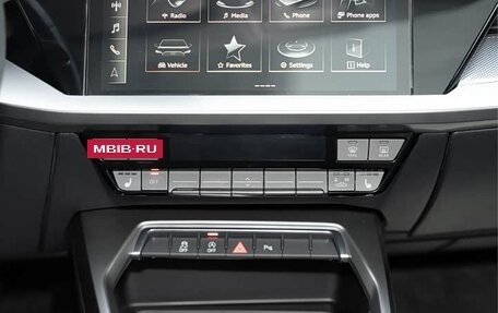 Audi A3, 2022 год, 2 450 000 рублей, 15 фотография