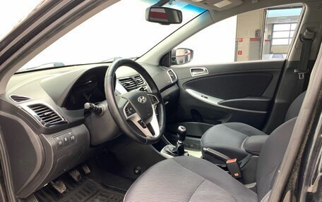 Hyundai Solaris II рестайлинг, 2012 год, 829 000 рублей, 8 фотография
