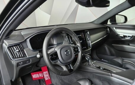 Volvo S90 II рестайлинг, 2021 год, 4 750 000 рублей, 19 фотография