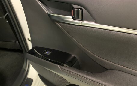 Toyota Camry, 2022 год, 4 700 000 рублей, 11 фотография