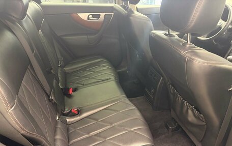 Infiniti QX70, 2017 год, 2 289 000 рублей, 19 фотография