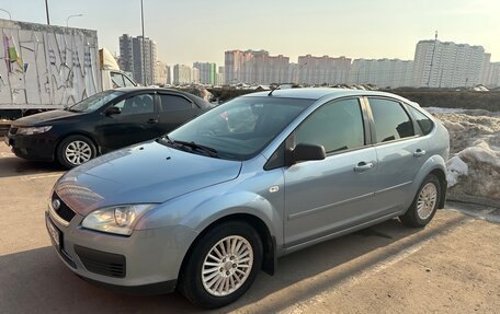 Ford Focus II рестайлинг, 2005 год, 600 000 рублей, 1 фотография