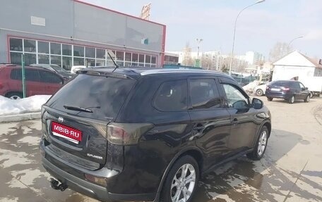 Mitsubishi Outlander III рестайлинг 3, 2014 год, 1 450 000 рублей, 1 фотография