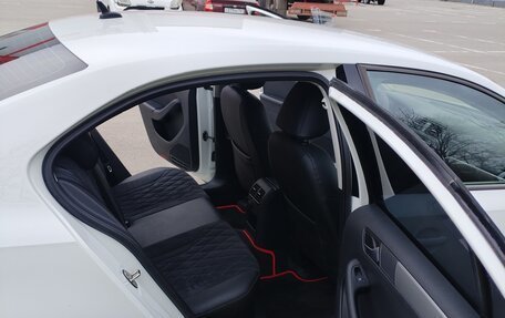 Volkswagen Jetta VI, 2016 год, 1 170 000 рублей, 7 фотография