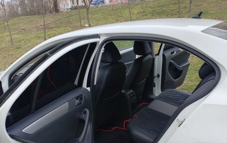 Volkswagen Jetta VI, 2016 год, 1 170 000 рублей, 8 фотография