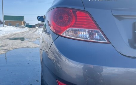 Hyundai Solaris II рестайлинг, 2013 год, 750 000 рублей, 3 фотография