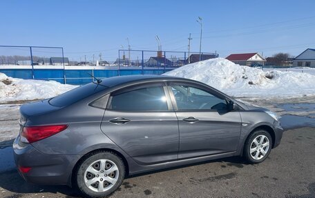 Hyundai Solaris II рестайлинг, 2013 год, 750 000 рублей, 9 фотография