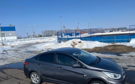 Hyundai Solaris II рестайлинг, 2013 год, 750 000 рублей, 14 фотография