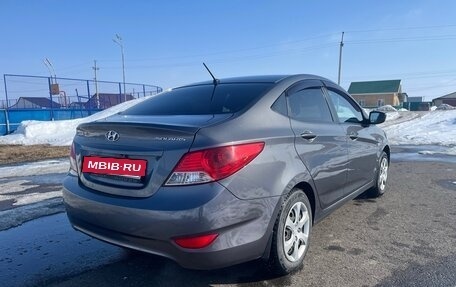 Hyundai Solaris II рестайлинг, 2013 год, 750 000 рублей, 6 фотография
