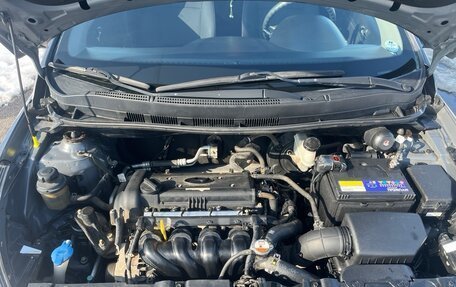 Hyundai Solaris II рестайлинг, 2013 год, 750 000 рублей, 25 фотография