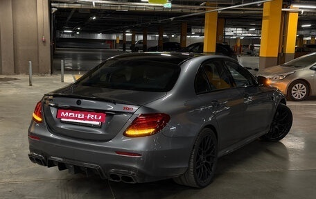 Mercedes-Benz E-Класс AMG, 2018 год, 6 500 000 рублей, 2 фотография