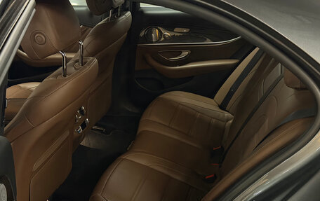 Mercedes-Benz E-Класс AMG, 2018 год, 6 500 000 рублей, 8 фотография
