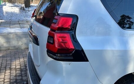 Toyota Land Cruiser Prado 150 рестайлинг 2, 2018 год, 5 750 000 рублей, 5 фотография