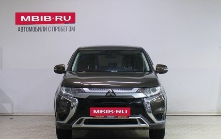 Mitsubishi Outlander III рестайлинг 3, 2021 год, 2 359 000 рублей, 5 фотография