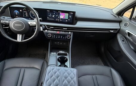 Hyundai Sonata VIII, 2023 год, 2 580 000 рублей, 2 фотография