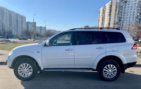 Mitsubishi Pajero Sport II рестайлинг, 2014 год, 2 175 000 рублей, 3 фотография