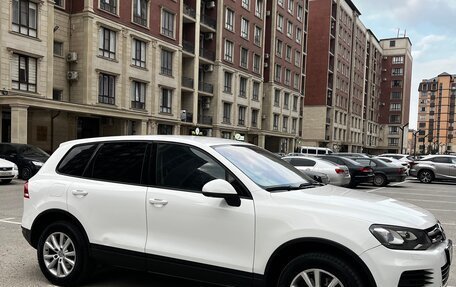 Volkswagen Touareg III, 2013 год, 1 590 000 рублей, 3 фотография