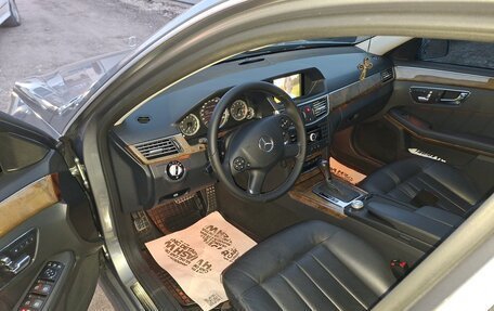 Mercedes-Benz E-Класс, 2009 год, 2 150 000 рублей, 10 фотография