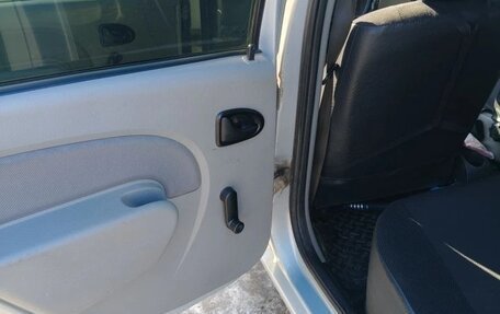 Renault Logan I, 2009 год, 370 000 рублей, 8 фотография