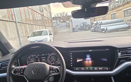 Volkswagen Touareg III, 2021 год, 7 800 000 рублей, 8 фотография