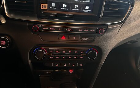 KIA cee'd III, 2019 год, 1 800 000 рублей, 8 фотография