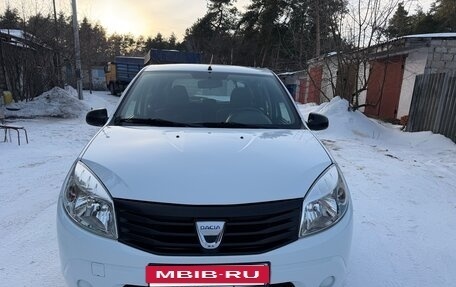 Dacia Sandero I, 2010 год, 599 999 рублей, 2 фотография