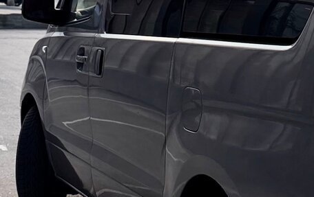 Hyundai Grand Starex Grand Starex I рестайлинг 2, 2011 год, 1 430 000 рублей, 4 фотография