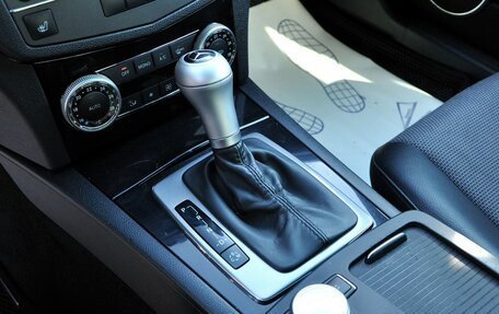 Mercedes-Benz C-Класс, 2010 год, 1 200 000 рублей, 15 фотография