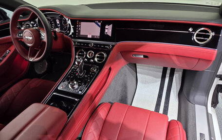 Bentley Continental GT III, 2022 год, 22 220 000 рублей, 7 фотография