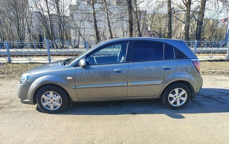 KIA Rio II, 2010 год, 600 000 рублей, 9 фотография