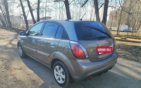 KIA Rio II, 2010 год, 600 000 рублей, 4 фотография