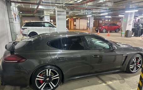 Porsche Panamera II рестайлинг, 2015 год, 3 999 999 рублей, 2 фотография