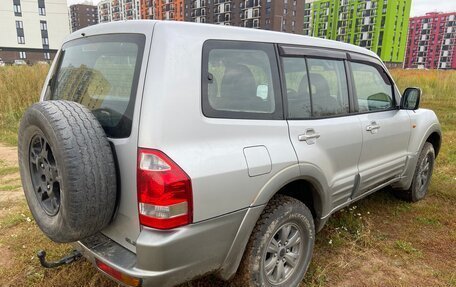 Mitsubishi Pajero III рестайлинг, 2000 год, 760 000 рублей, 3 фотография